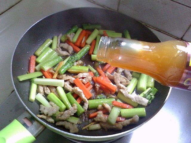 炒肉丝需要加盐吗 d153bc8a4e5746dd864d3a4e32b26ad7.jpeg