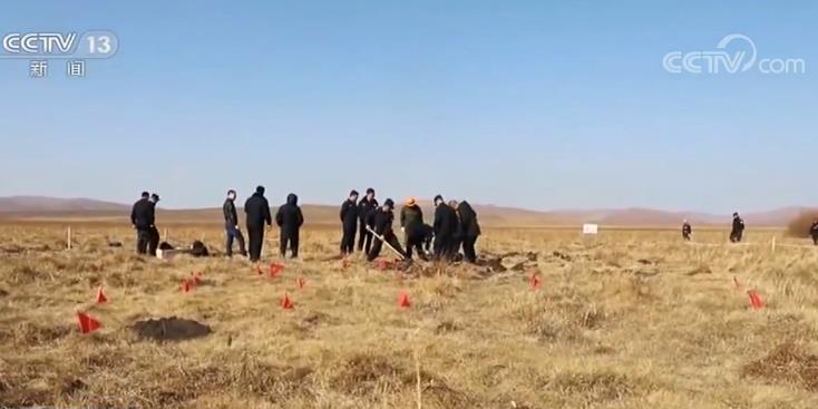 内蒙古草原边境发现186枚极易被引爆的二战时期遗留弹药