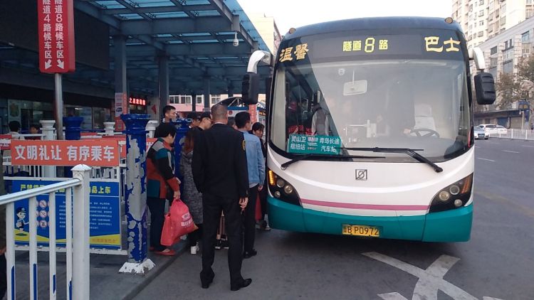 原创青岛隧道公交运行时间长短不一乘坐攻略了解下
