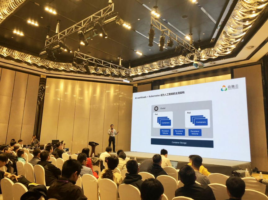 焱融云带你解读AI+K8S 对存储意味着什么