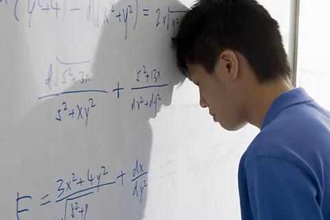 博士|【博士生活】 论文难写,工作难找，这一届90后博士怎么突破围城？