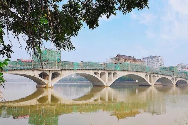 新津五津廊桥,白鹤大桥建得咋样了?最新施工实景图大