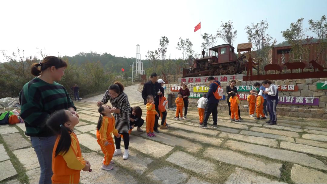 爱在深秋——卓越博雅幼儿园苹果班秋游活动