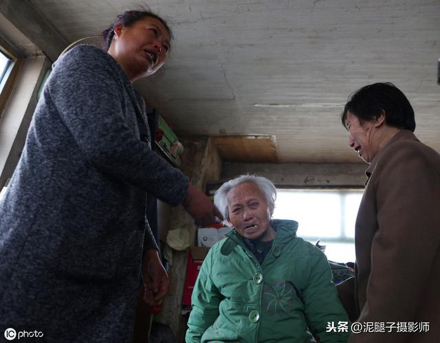 水泥房—她堂弟张树友的家,20多年前,她离家时与亲人挥手道别的地方