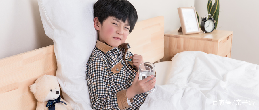 【天水共一色】孩子身上有这几个信号，多半是肚子里长了蛔虫，妈妈别大意