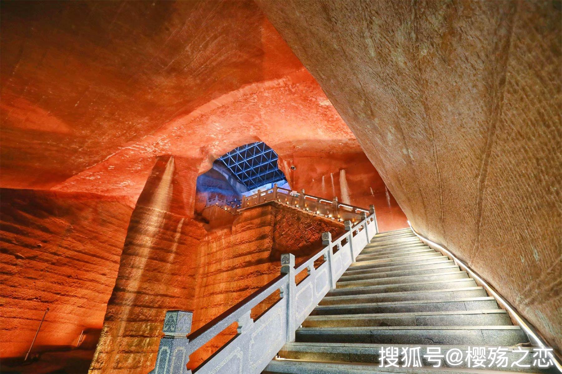 千年|活久见：你有在千年石窟里听过音乐会吗？