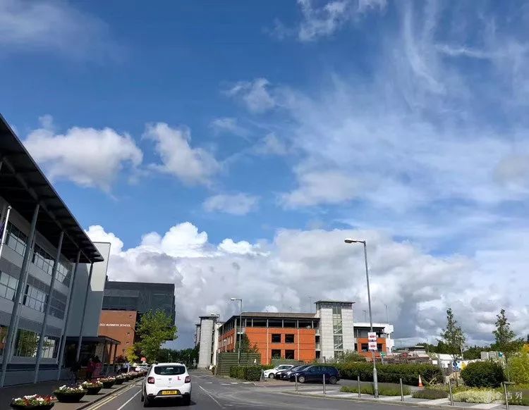 去英国留学几大主要城市消费水平如何?