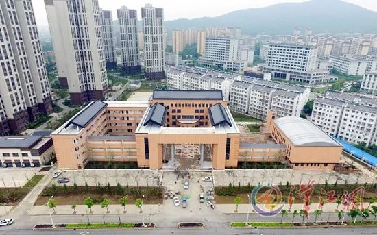 襄城区海容小学,樊城区友谊小学,东津新区汉水小学,高新区一中,高新