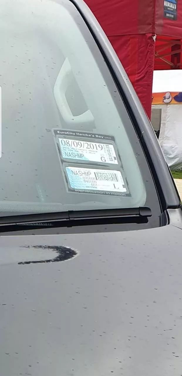 中国最大假维密内衣仓库曝光 新西兰警察部长非法驾驶 Nzsale各大仓库全场额外50 Off Dresssmart长周末优惠 Nash