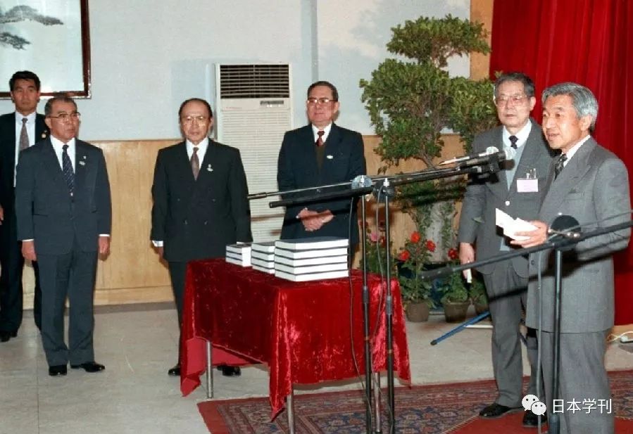 邱华盛,冯昭奎:论明仁天皇在中日外交中的独特作用 兼及与中国科学家