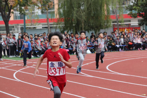 欢庆祖国七十华诞 健康运动谱新篇 临沂金盾小学秋季运动会圆满成功