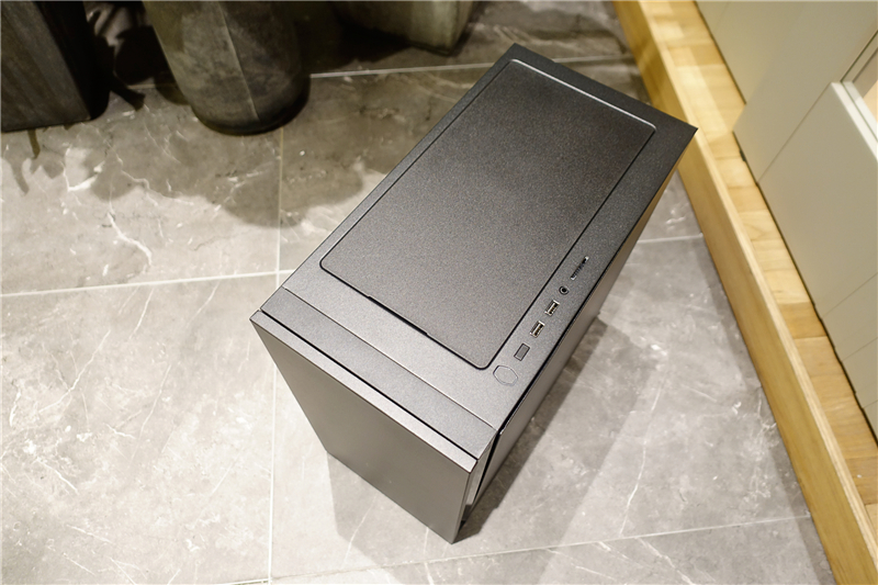 如果你在寻找一台静音散热效果好的机箱,那么