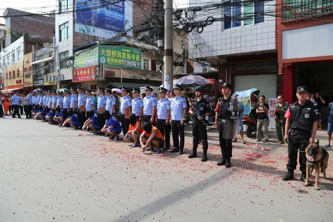 上林县乔贤镇失踪人口_广西上林县镇圩乡环境