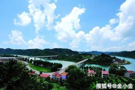 怀化经济总量_怀化南站图片(2)