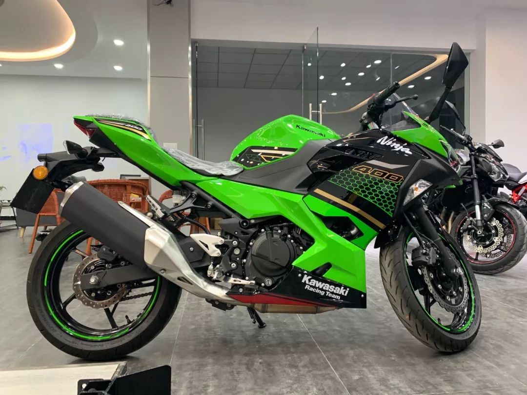 转让泰州90公里川崎ninja400出售