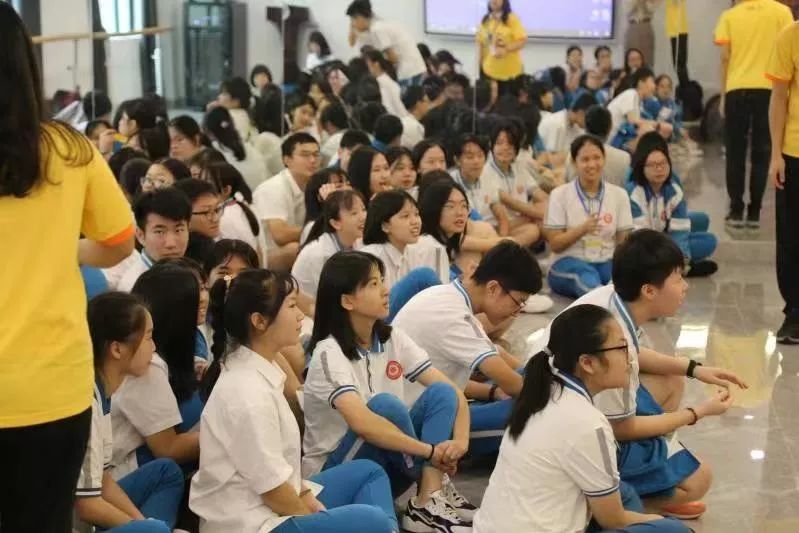 置身高校探专业·以终为始定蓝图,东莞市第一中学研学