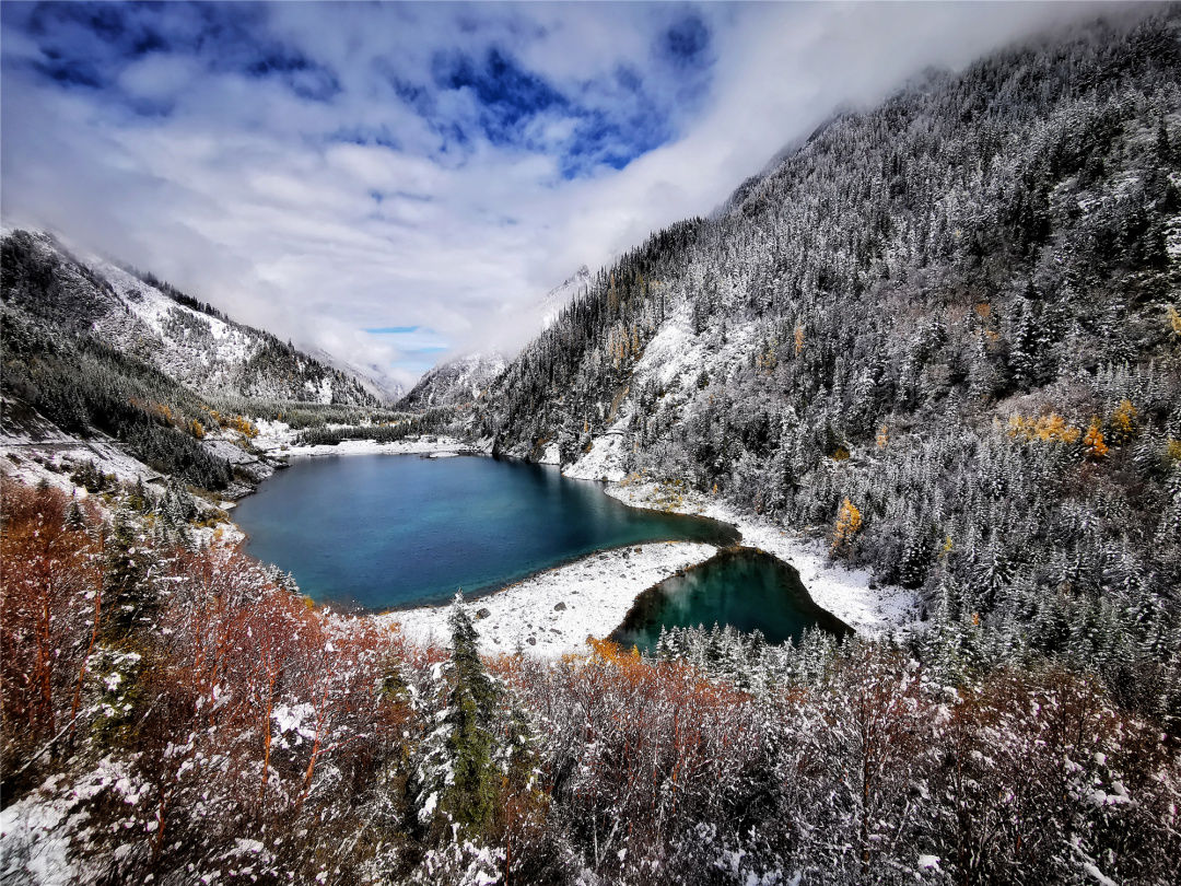 【围观】九寨沟的这场雪,满足你对童话世界的向往!