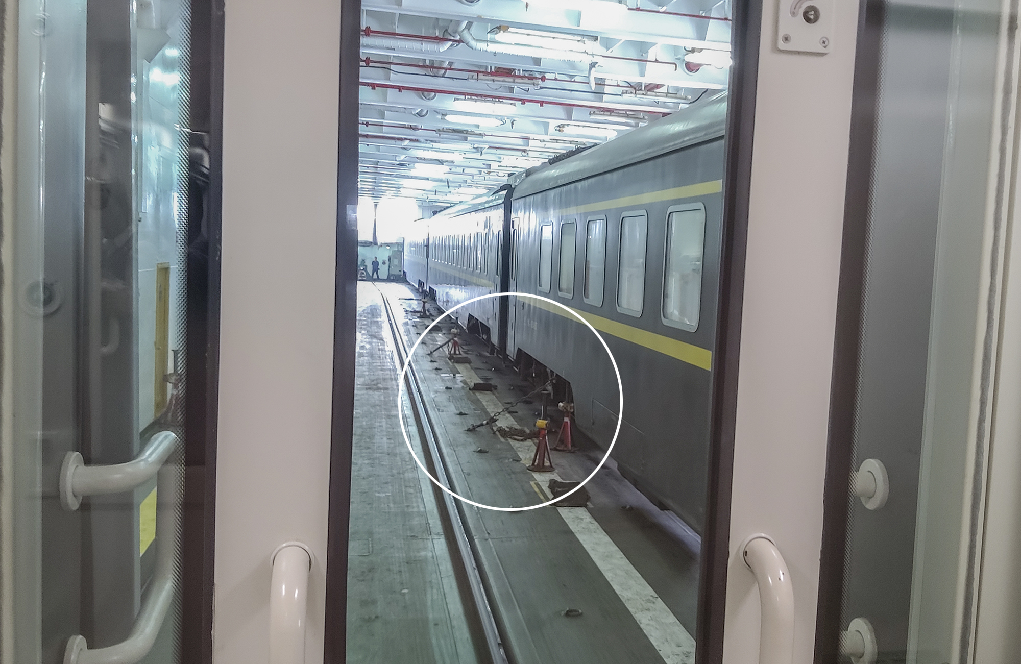 科学网—三亚火车站照片两张 - 刘进平的博文