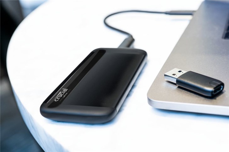 美光旗下英睿达推出新款便携SSD：Type-C接口，速度可达1050MB/s