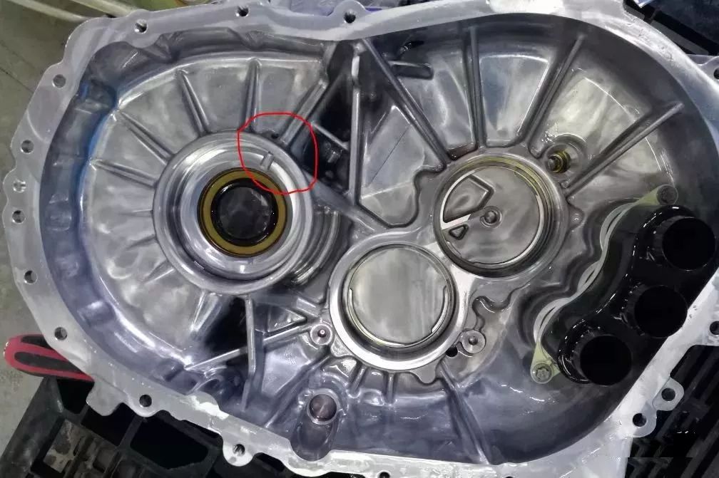 特斯拉model3电驱内部完整拆解丨厚势汽车