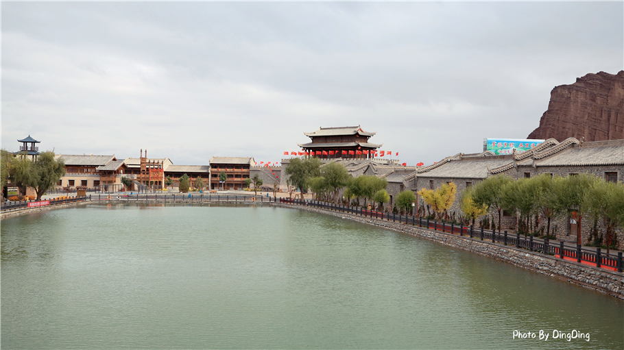 原创             中国旅游产业影响力小镇张掖丹霞口，梦回丝绸之路，一结千年文化