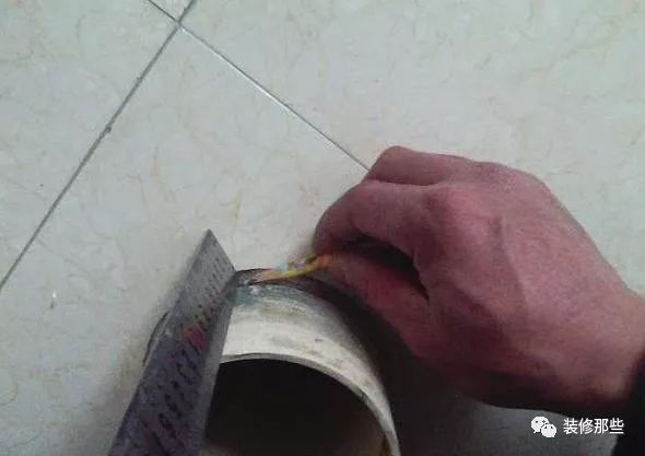 怎样装马桶不返臭 eb91b75733f64edabe2e531be48cede2.jpeg