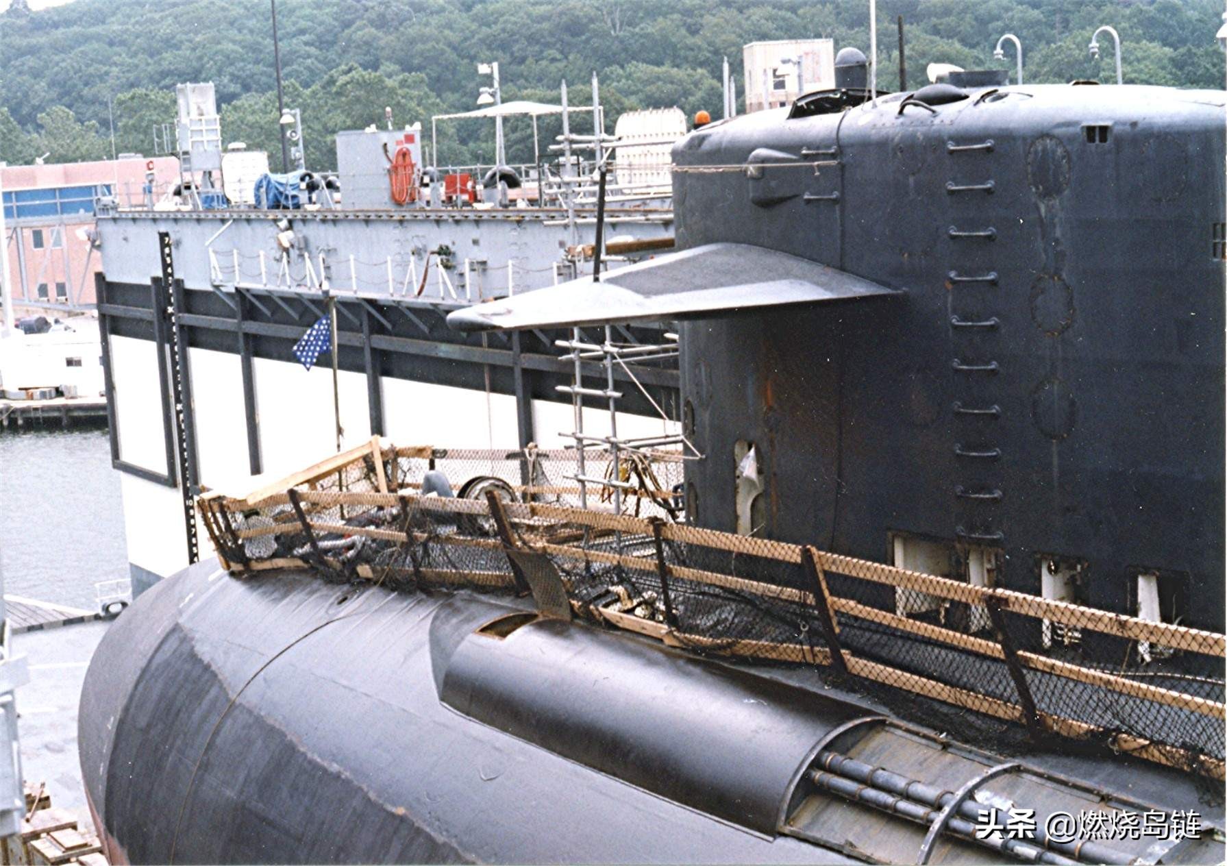 1/ 12 长尾鲨级攻击核潜艇(英文:thresher class ssn,又称:大鯵鱼级