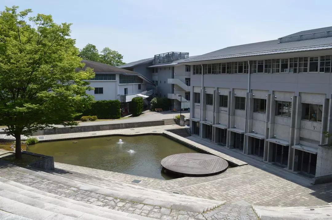 漫画家的摇篮！这所大学是日本第一个设立漫画学部的大学！