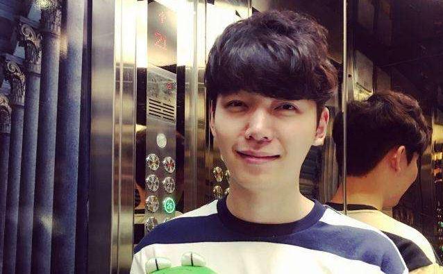 王博谷结了几次婚 d5f088c1496a4f7d8d726ebdc116e4f2.jpeg