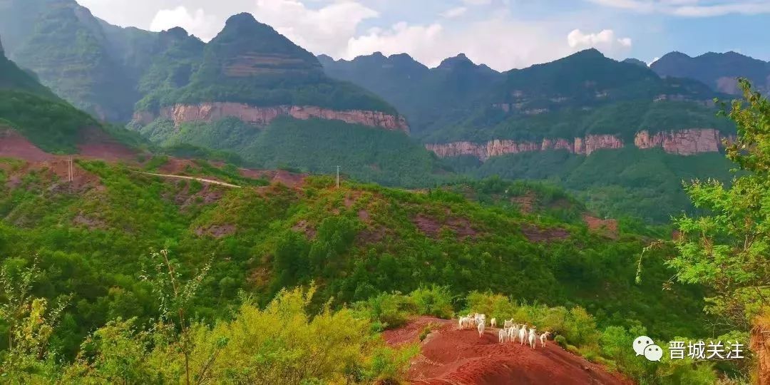 镇"称号 云雾缭绕—云蒙山 愚公故里—愚公谷 位于阳城县西南57