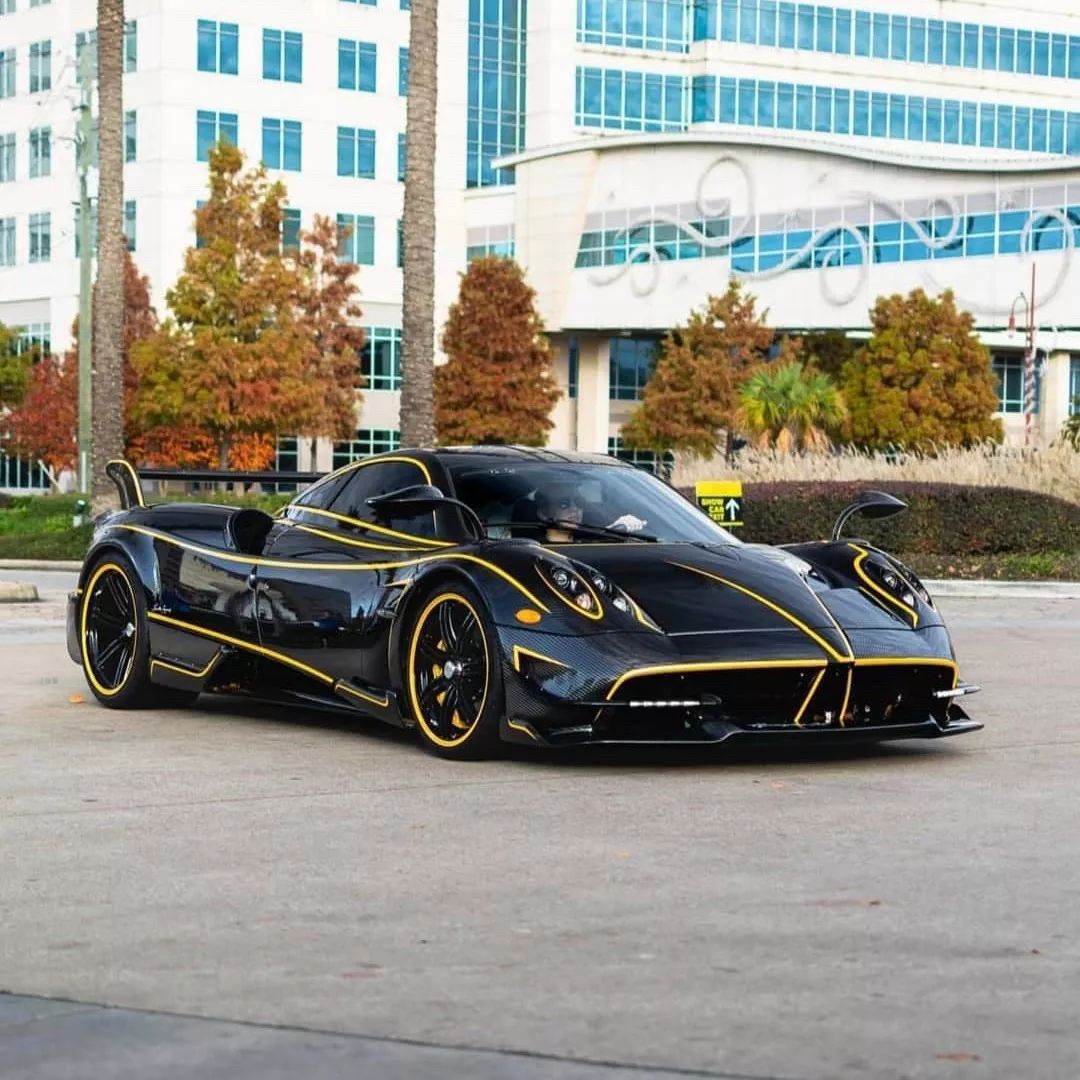 【跑车空间】超级艺术品,一枚全碳纤维帕加尼huayra bc!