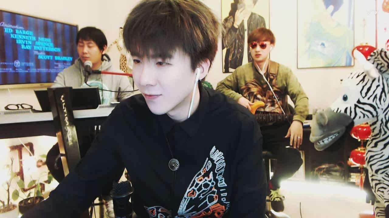 刘宇宁颜值和才华并存的男人他是如何实现从网红到明星的进阶呢
