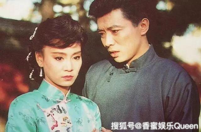 看到刘雪华太后年轻的照片后,网友:比赵丽颖,杨颖还美
