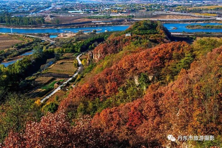 贞观沙漏旅游摄影:虎山长城秋色浓_辽东