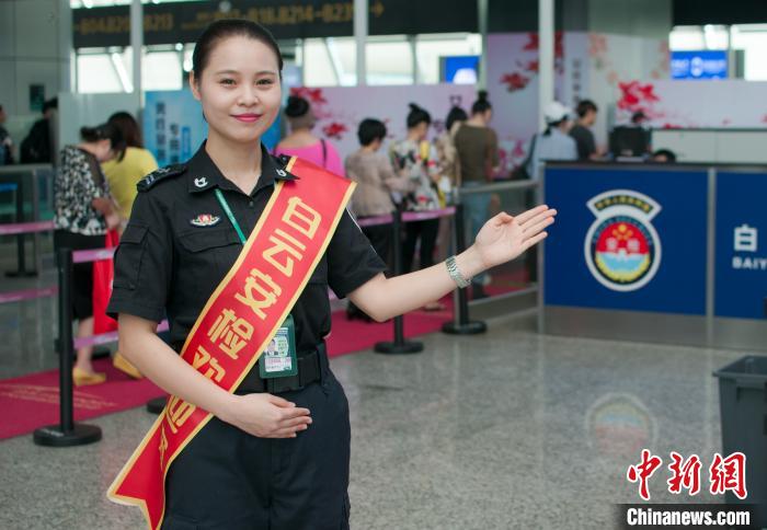广州白云机场一号航站楼安检通道实施分批升级改造