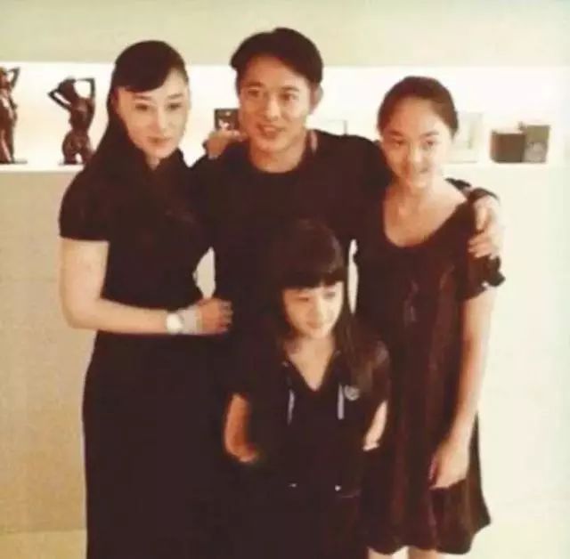 最美星二代,李连杰的时代比邱淑贞家的?小学女儿妙笔作文图片