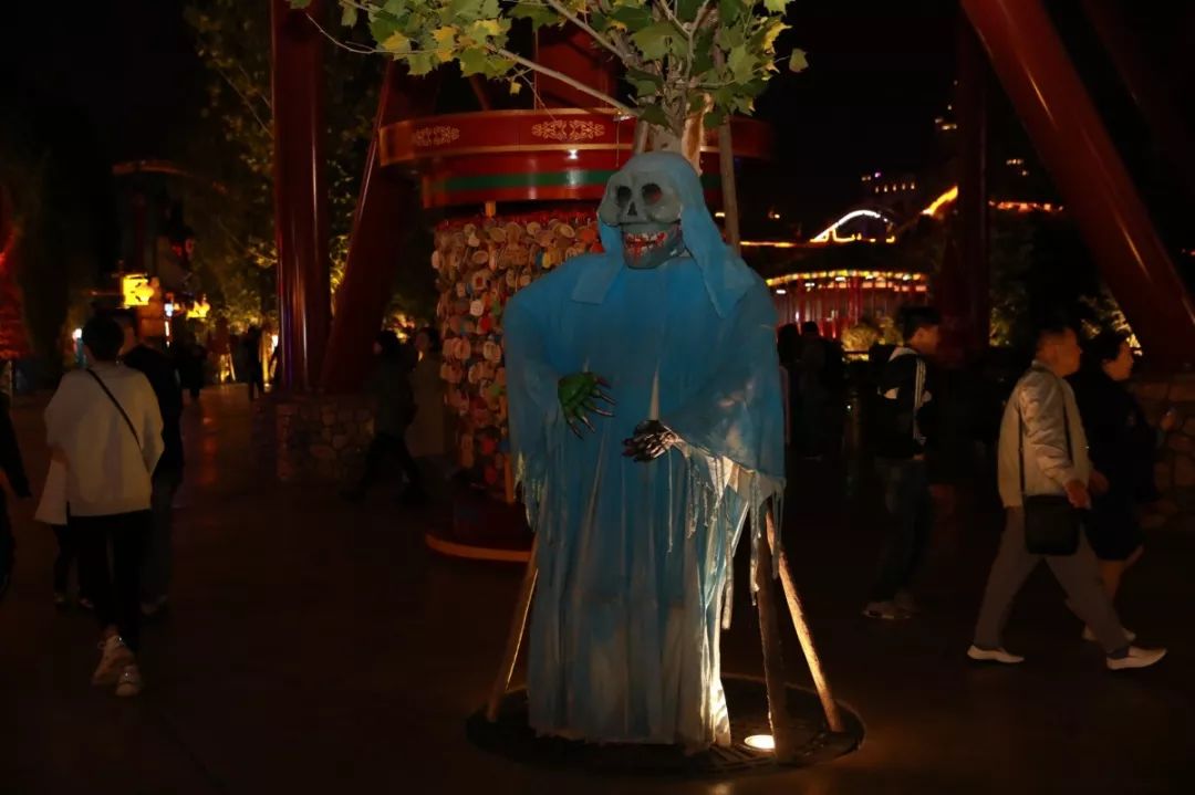 低至599元北京欢乐谷假面糖果节与你一起嗨翻万圣巅疯夜