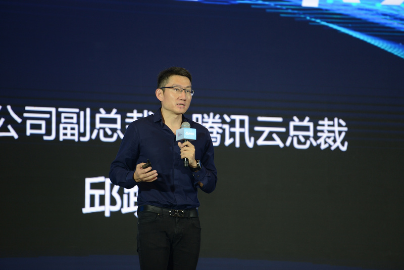 氪星晚报｜58同城收购优信告吹；拼多多月活超过