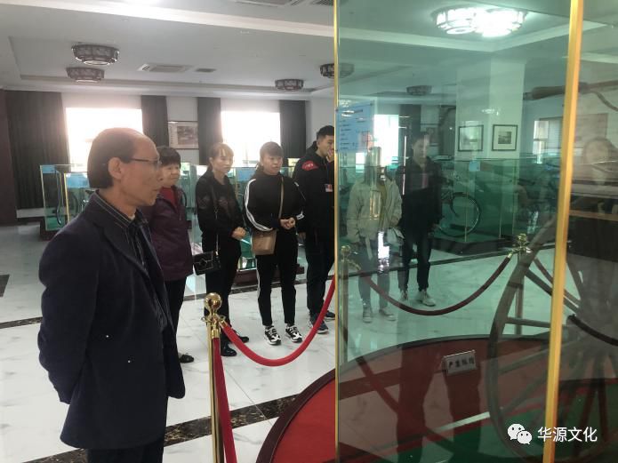 “了解历史变迁▪歌颂时代发展”兰州必一运动官网东方红影城团建活动完美收官(图2)