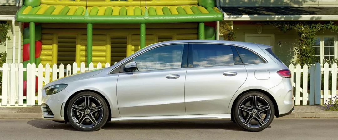 不一样的爱|2019梅赛德斯-奔驰全新A级车和全