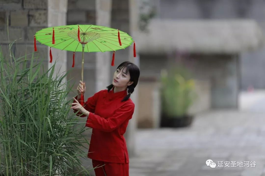 民歌里的陕北女人美出了万种风情