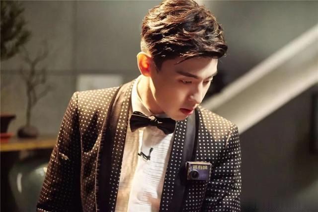 邓伦实力强?陈钰琪发展好?陈瑶可惜?陈数受认