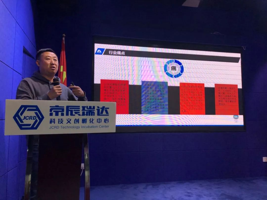 二十国集团成员汇聚了经济总量_时代少年团成员图片(2)