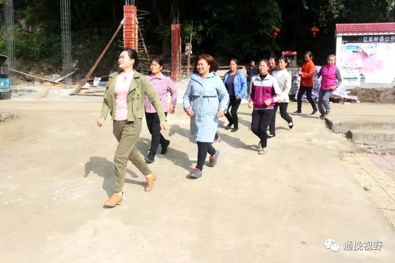 警报声响起,地震啦!快跑,武宣通挽镇开展地震