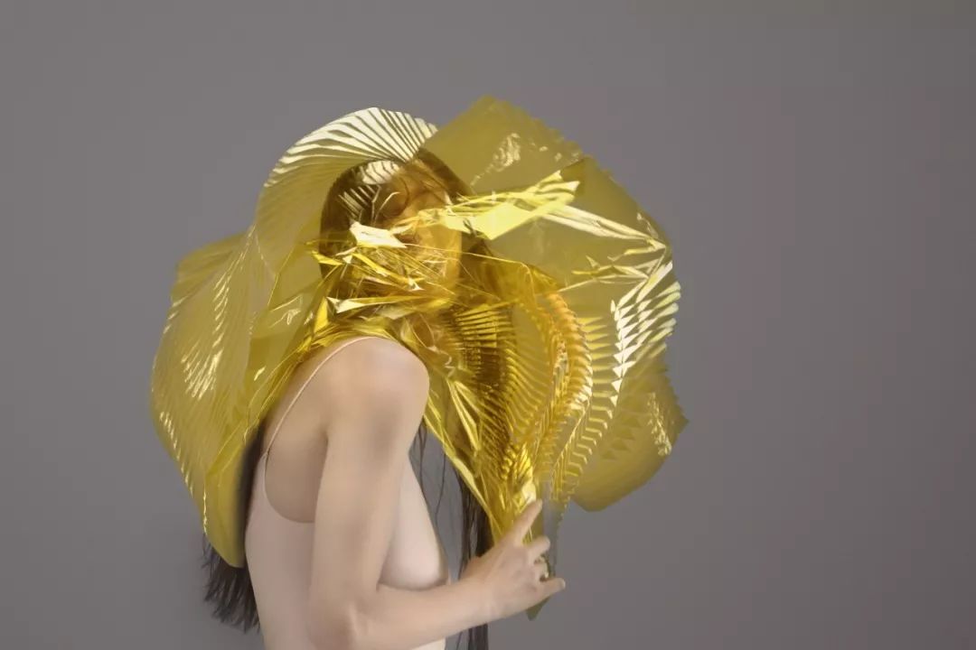 Aesop 首尔林荫道店呈现「感识空间」装置艺