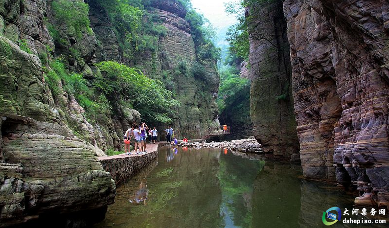 中国著名的大峡谷景区 7dd0e563c9364e9992860a66fa8f3065.png