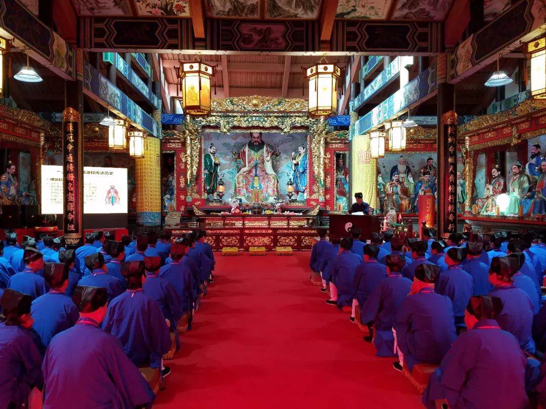 己亥(2019)年内地正一派道士初授箓活动在龙虎山天师府拉开帷幕