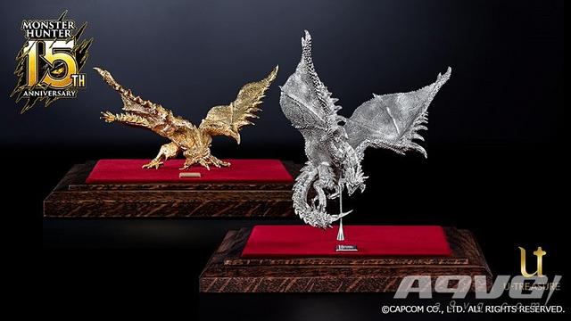 《怪物猎人世界》纯金金火龙&白金银火龙雕像今日发售