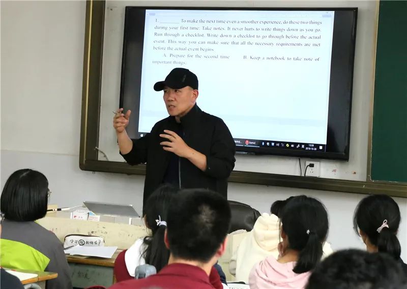 数学:边红平杭州学军中学教育集团文渊中学校长,国际数学金牌教练