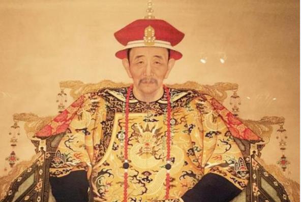 清朝皇帝康熙 2693f21a369a435e95ec8b3cccdde772.jpeg